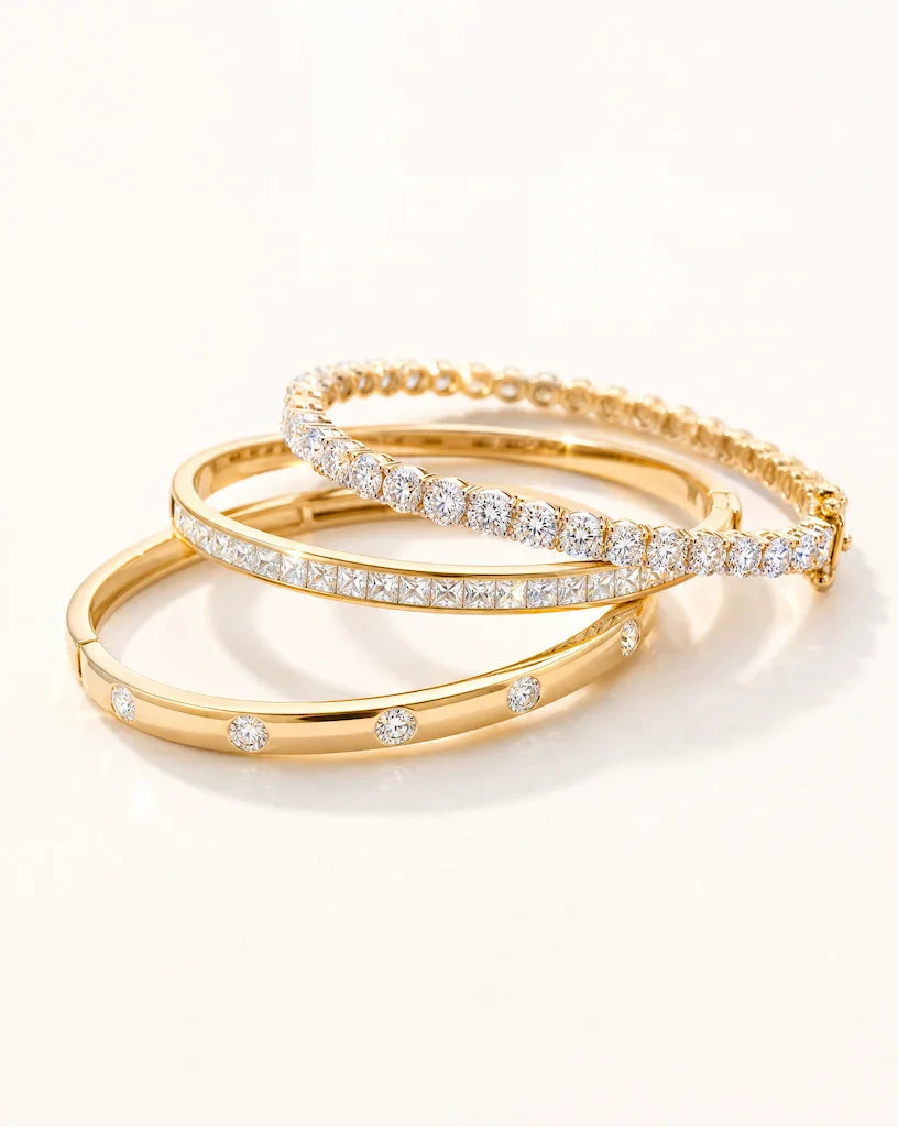 14K gold paperclip chain bracelet with lab grown diamond link from Deeve jewelry Canada