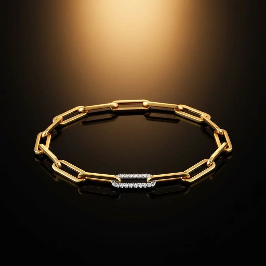 14K gold paperclip chain bracelet with lab grown diamond link from Deeve jewelry Canada