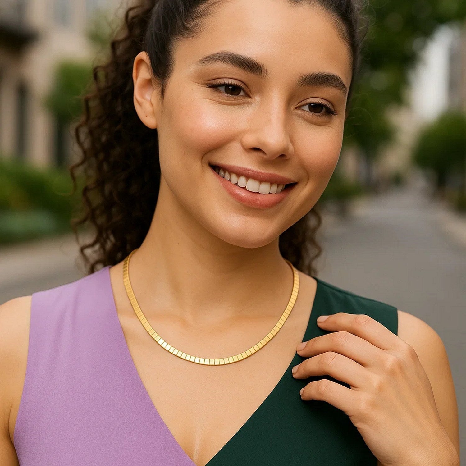 14K Gold Omega Necklace - Brick Finish