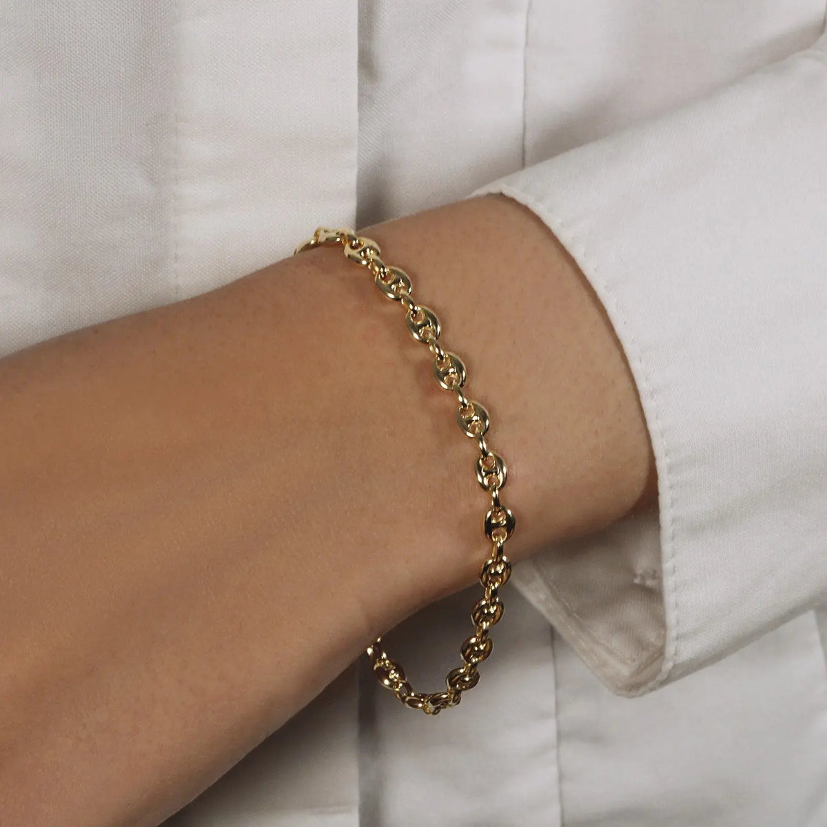 14K Yellow Gold Puffed Mariner Link Bracelet  Chain Bracelets DEEVE