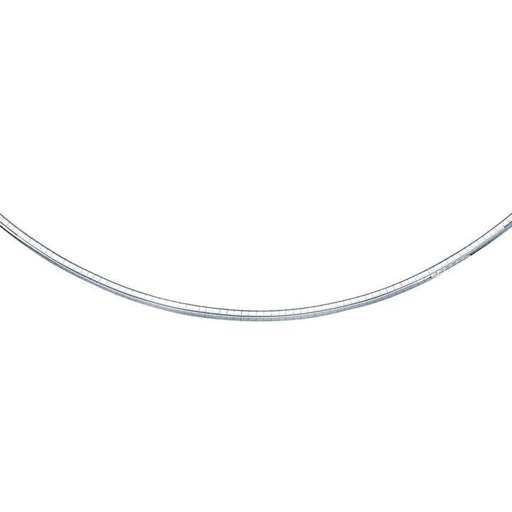 Classic omega chain in 14K white gold, 3.00mm, laid in a shallow curve