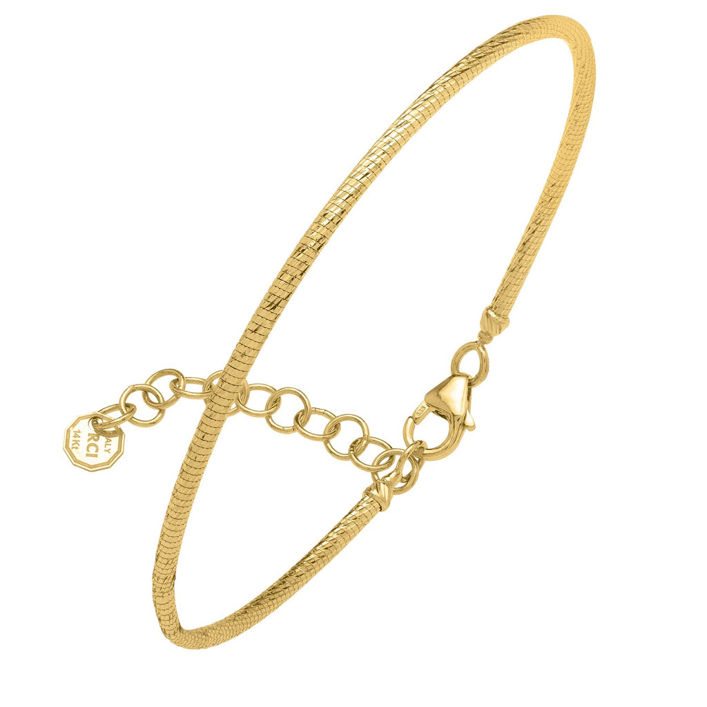 Front view of 14K yellow gold diamond-cut stack bangle, 1.8mm