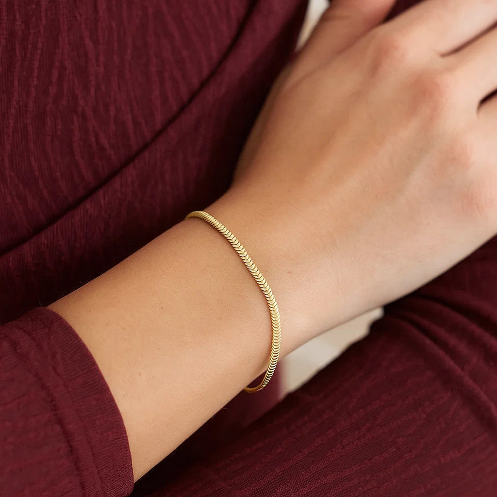 Oval Snake Chain Bracelet in 14K Yellow Gold