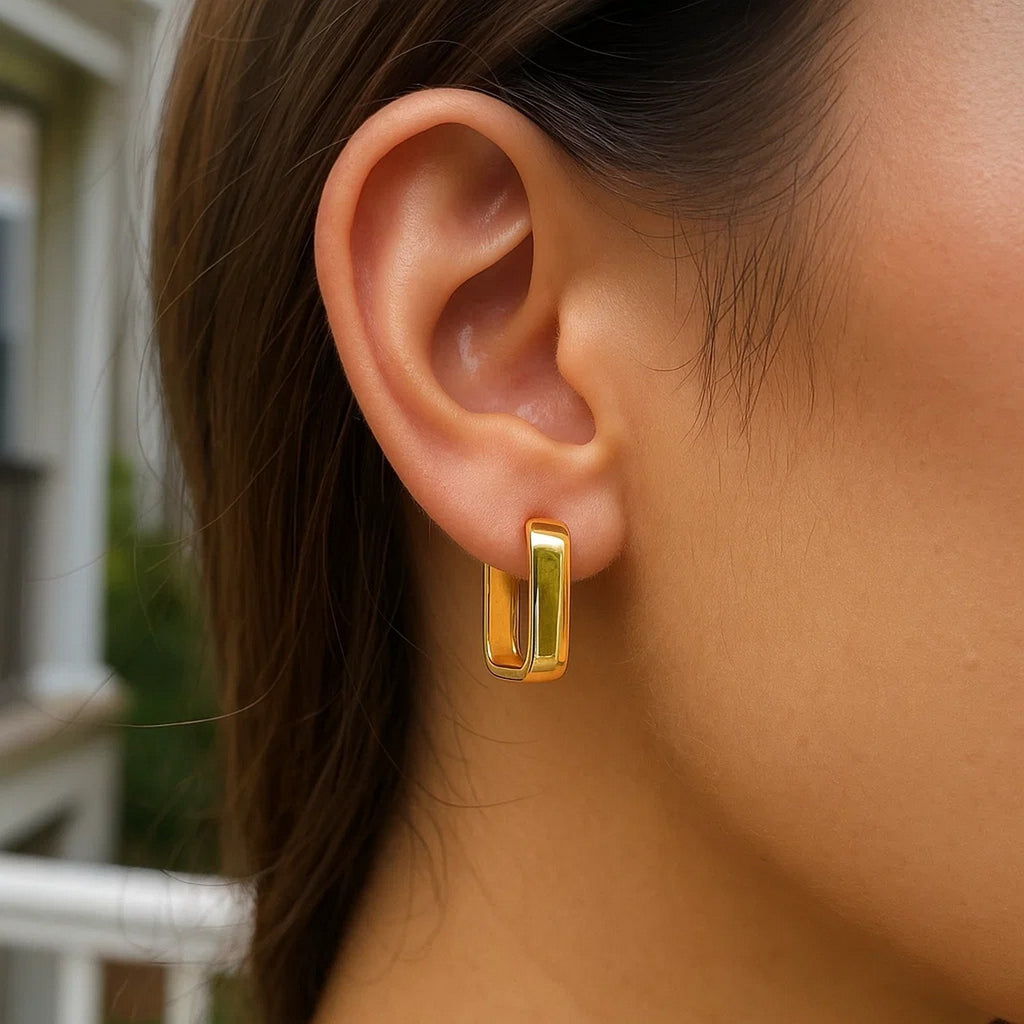 14 Yellow Gold Square Hoop Earrings | 14K Gold