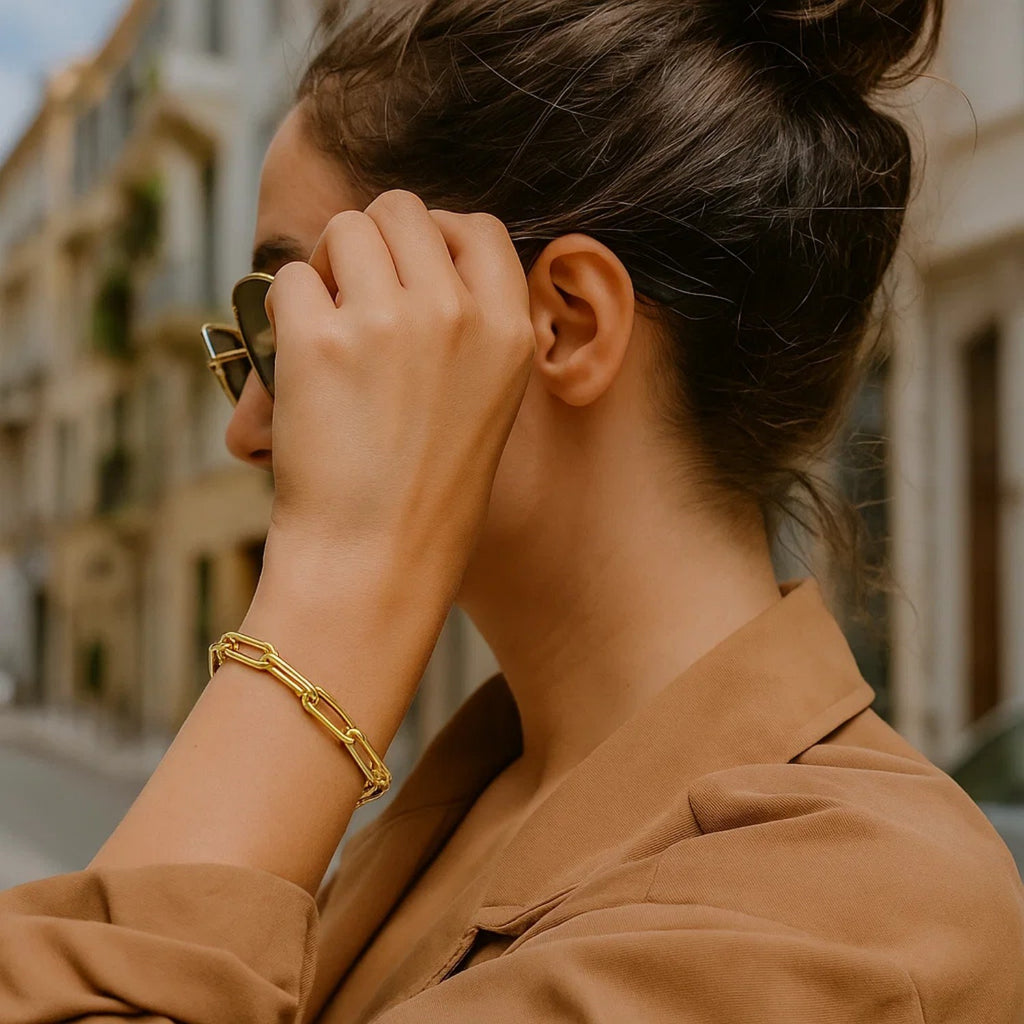 Long Domed Paperclip Bracelet In 14K Yellow Gold