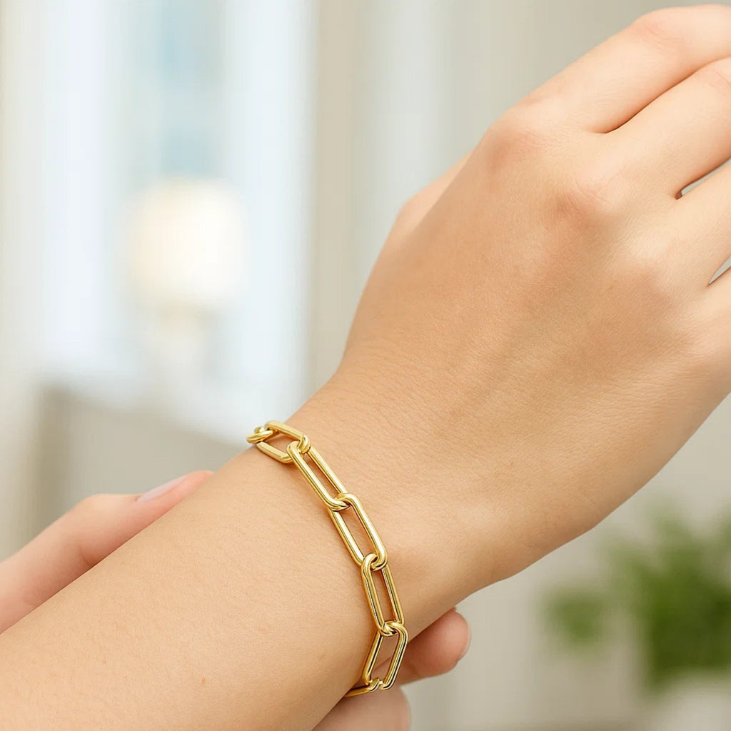 Long Domed Paperclip Bracelet In 14K Yellow Gold