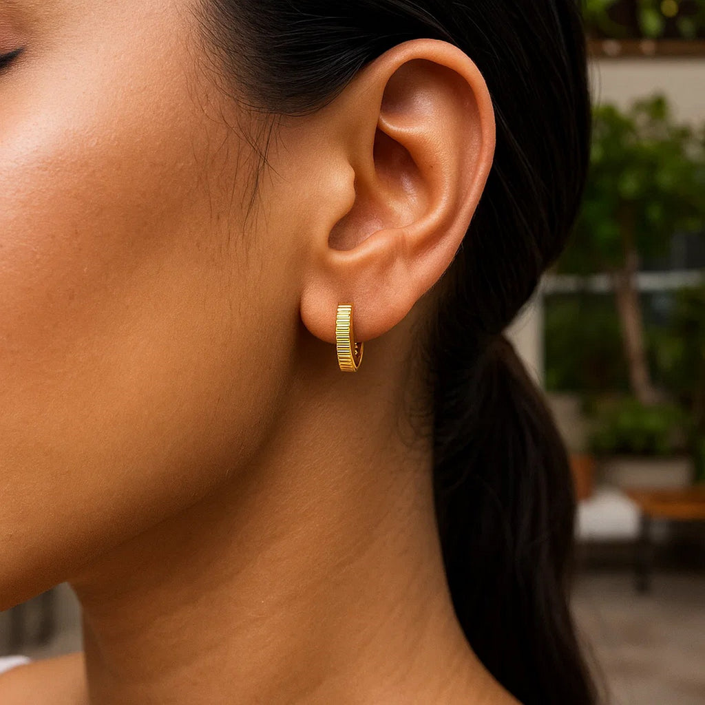 Petite Round Hoop Earrings Straight Texture | 14K Gold