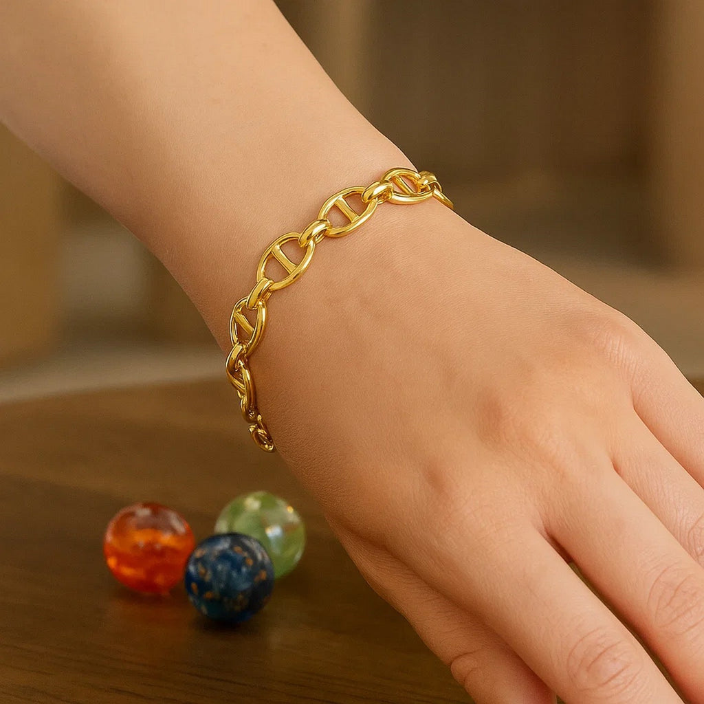 High Polish Mariner Link Bracelet in 14K Yellow Gold