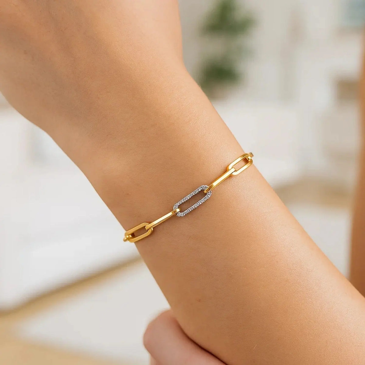 14K Yellow Gold Inch Paperclip Chain Bracelet With Three Diamond Links  Chain Bracelets DEEVE