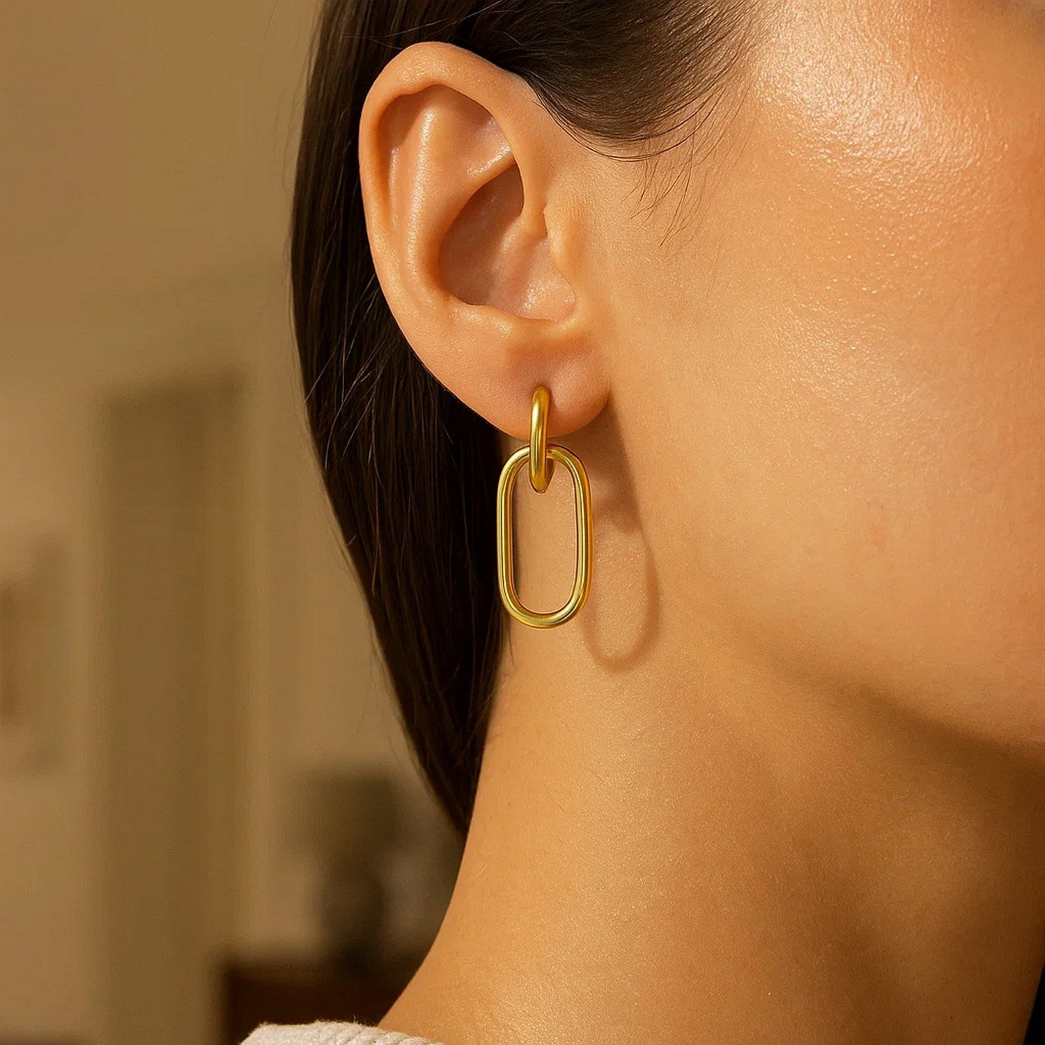 Polished Oval Linked Hoop Earrings | 14K Gold