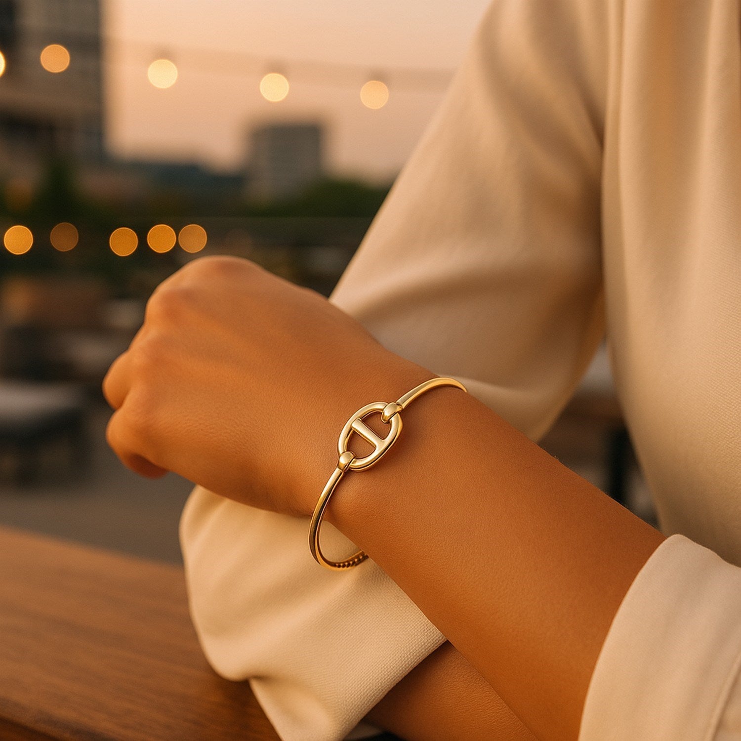 14K Yellow Gold Single Mariner Link Bangle in