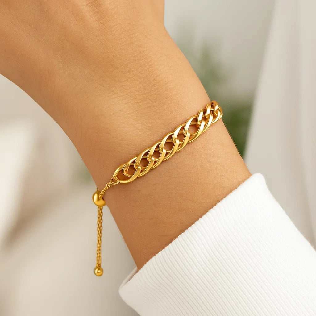 Adjustable Chain Bracelet in 14K Yellow Gold