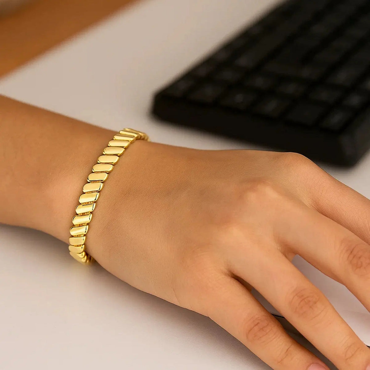 Rib Link Bracelet in 14K Yellow Gold  Link Bracelets DEEVE