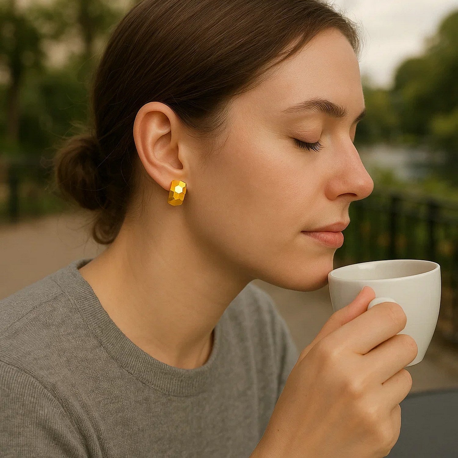 Diamond-Cut Geometric Hoop Earrings in 14K Yellow Gold