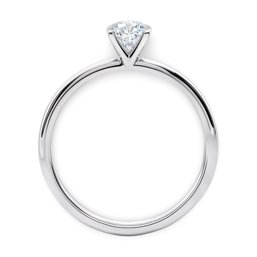 Round Cut Diamond Ring