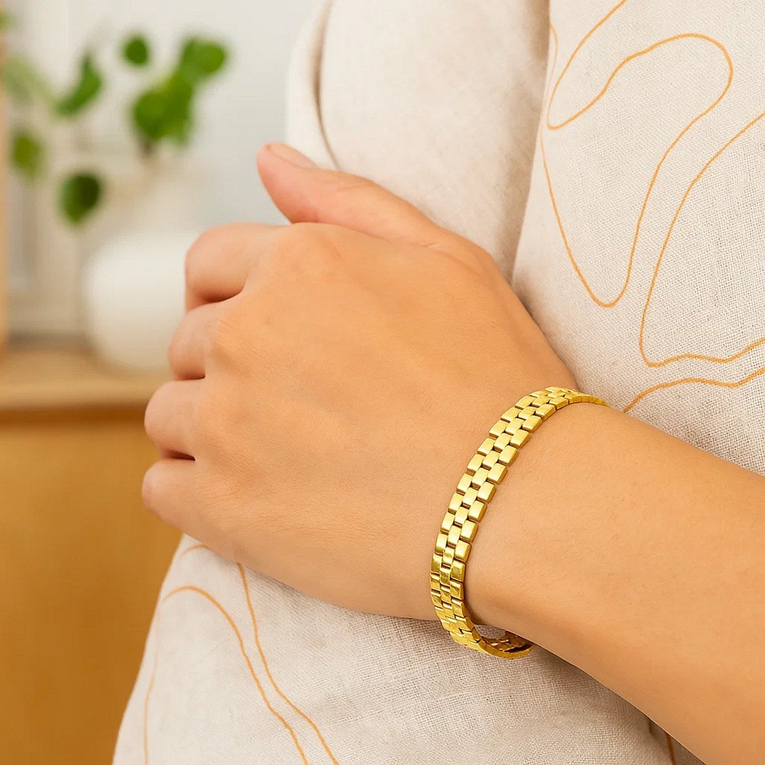 14K Yellow Gold Small Cobblestone Link Bracelet (10.00 mm)