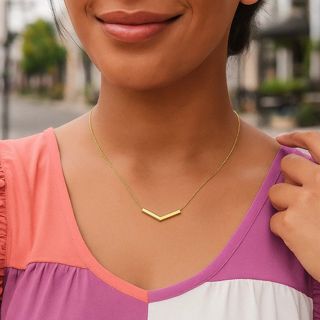 Chevron Necklace in 14K Yellow Gold
