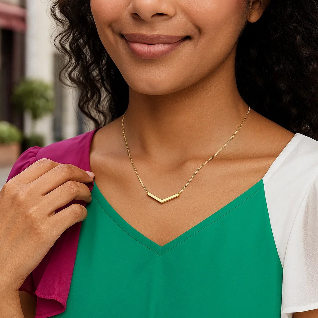Chevron Necklace in 14K Yellow Gold