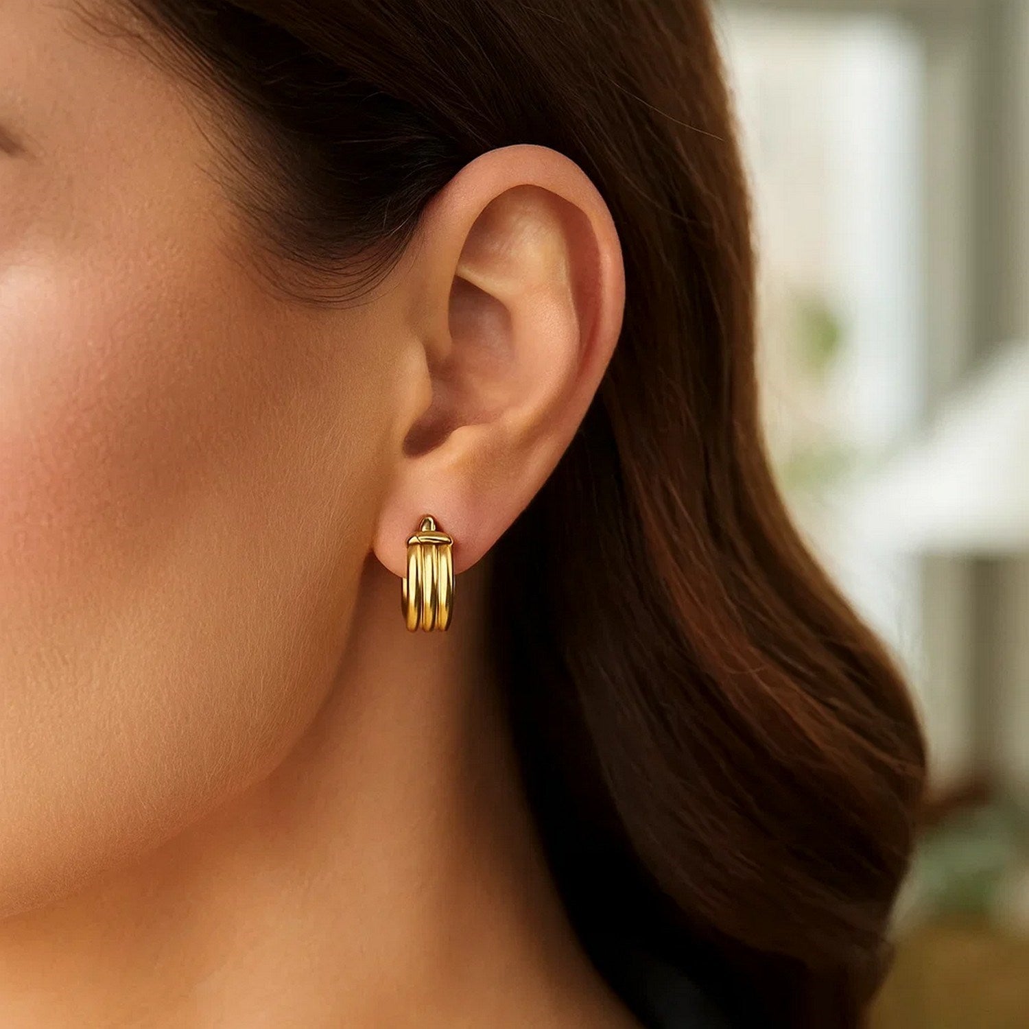 14K Yellow Gold Small Triple Row Round Hoop Earrings (10.00 mm)