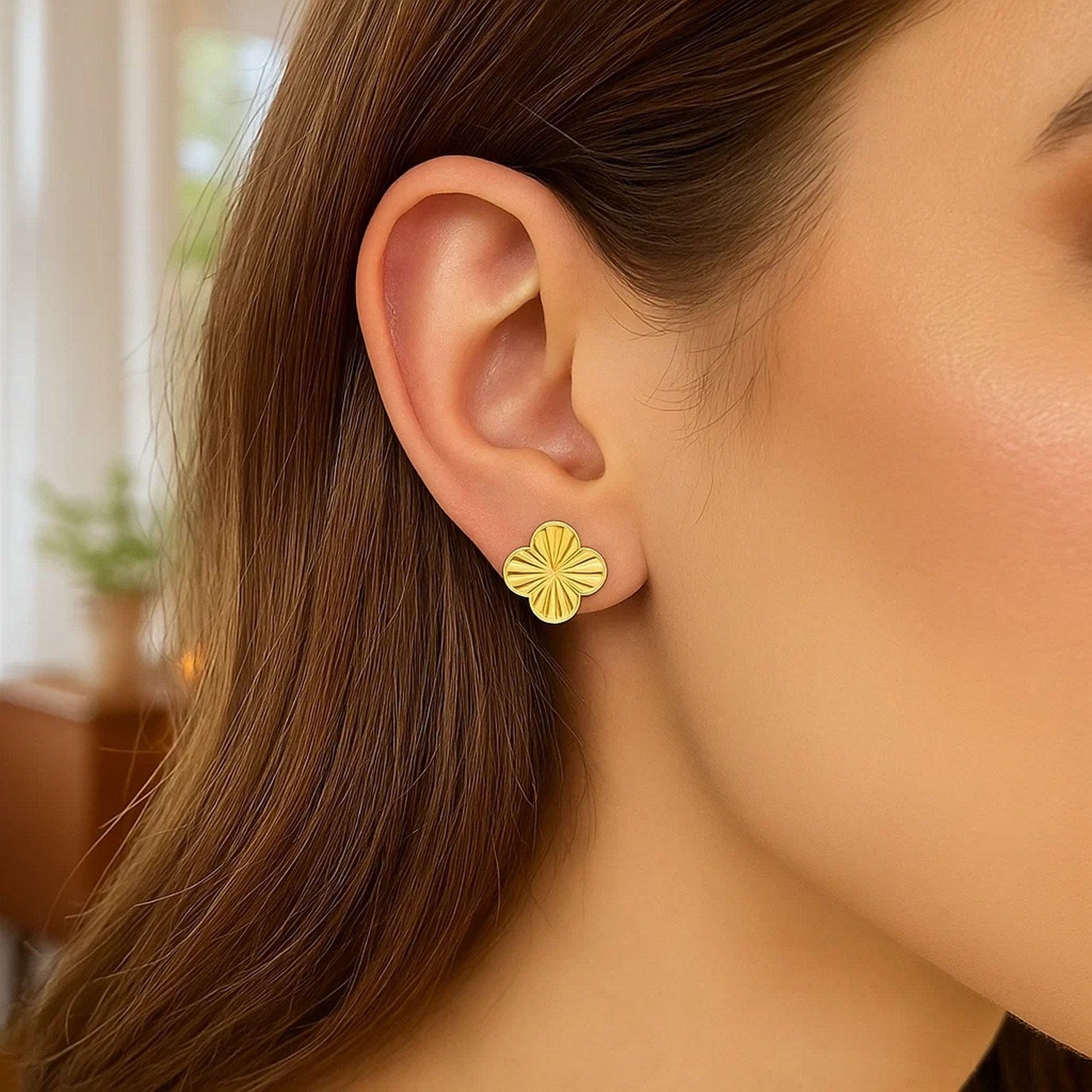 Clover Stud Earring