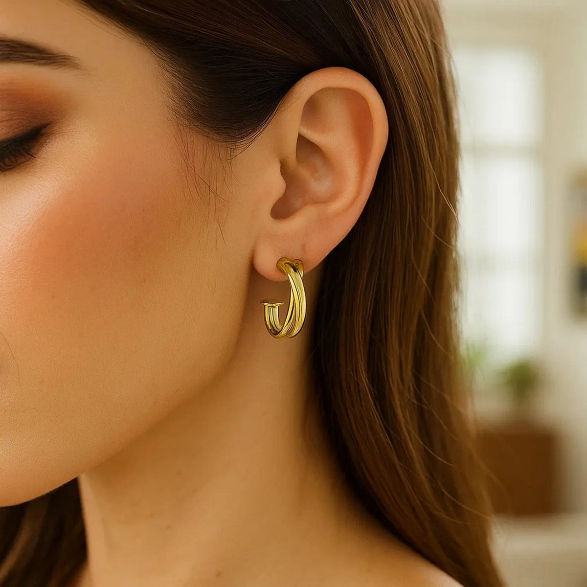 Crossover Hoops | 14K Gold  Hoop Earrings DEEVE