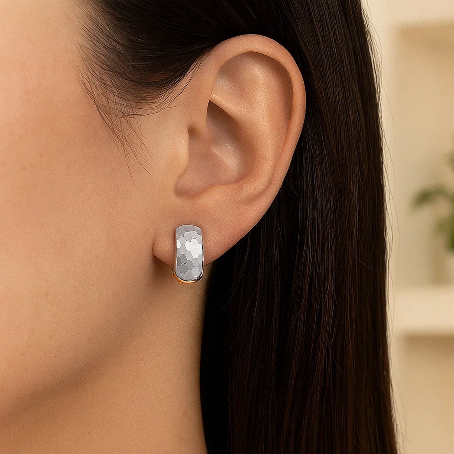 Diamond-Cut Interlaced Hoop Earrings in 14K Two-Tone Gold