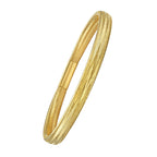 Front view of 14K yellow gold stretch mesh bracelet, 5.40mm