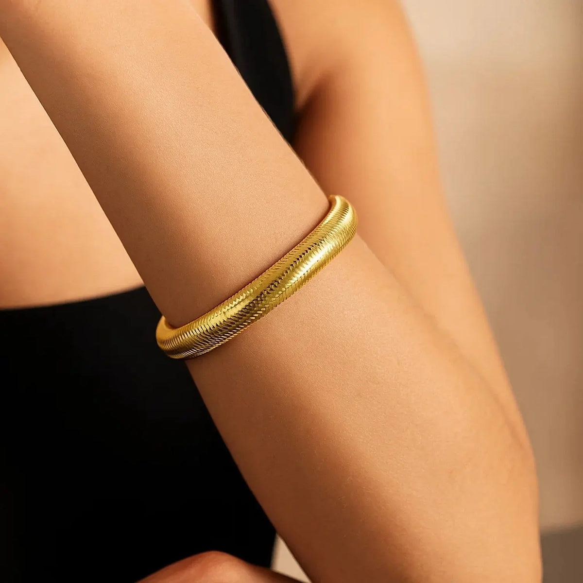 Large Stretch Mesh Bracelet in 14K Yellow Gold  Mesh Bracelets DEEVE