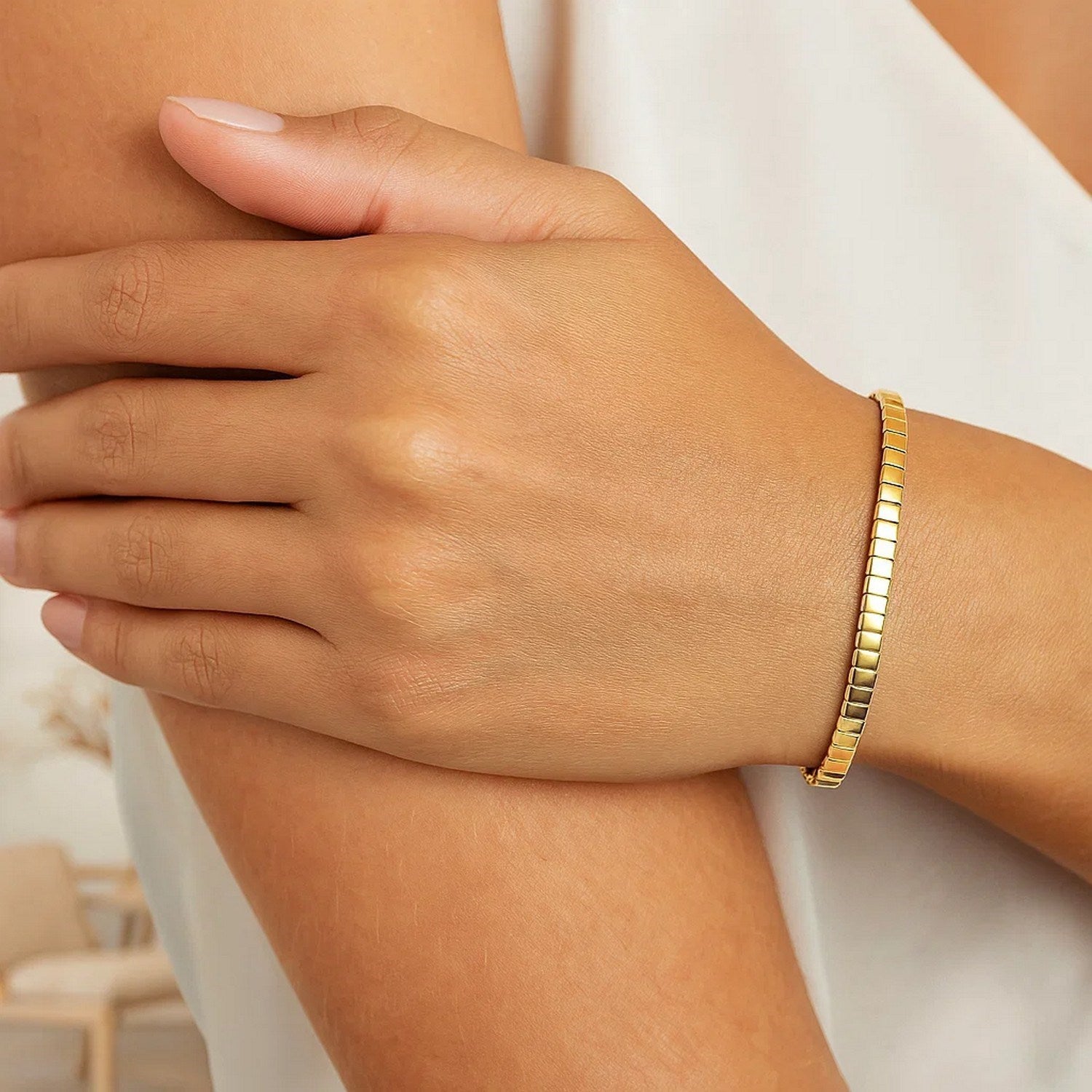 Brick Omega Bracelet in 14K Yellow Gold