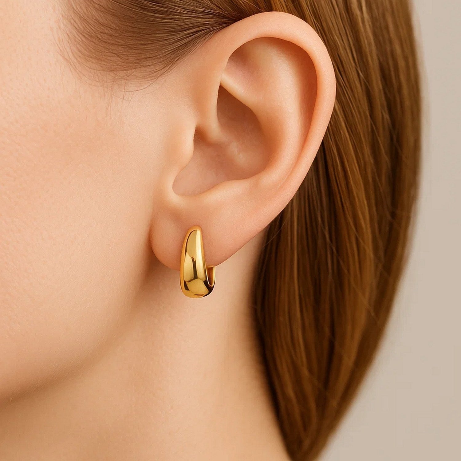 Tapered Huggie Hoop Earrings | 14K Gold
