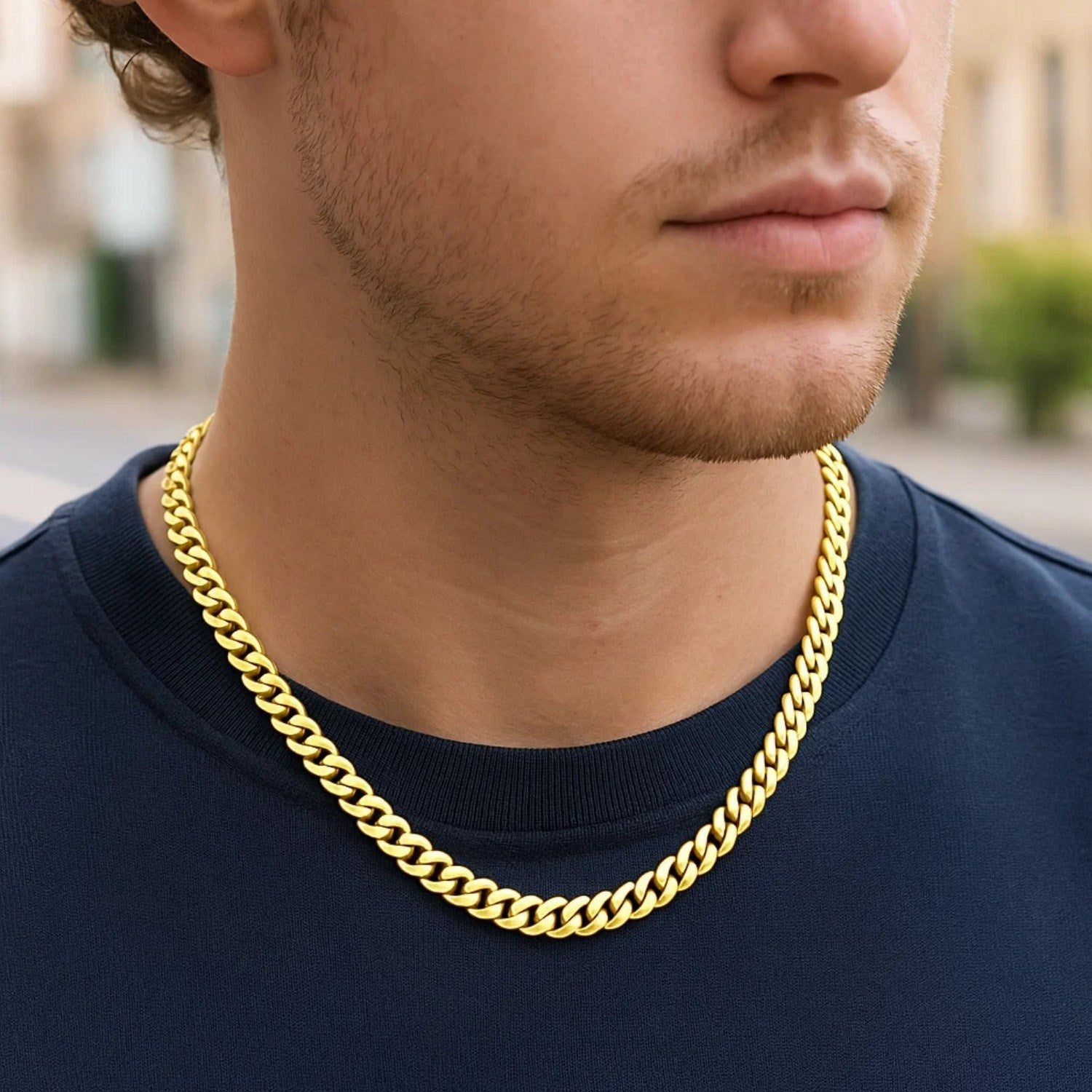 Cuban Chain Necklace in 14K Yellow Gold
