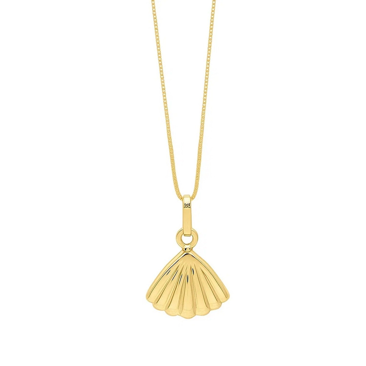Sea Shell Necklace in 10K Yellow Gold