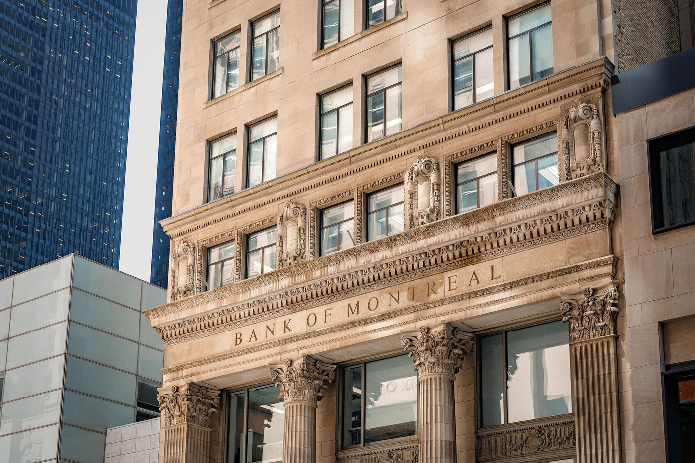 302 Bay Street, Toronto — home of the DEEVE office