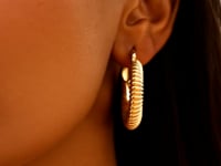 Gold Round Ribbed Hoop Earrings in 14K Yellow Gold