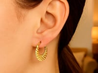 14K Yellow Gold Graduated Grooved Fancy Hoop Earrings