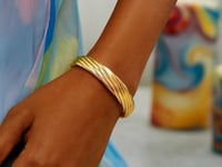14K Yellow Gold Twist Bangle (10.00 mm)