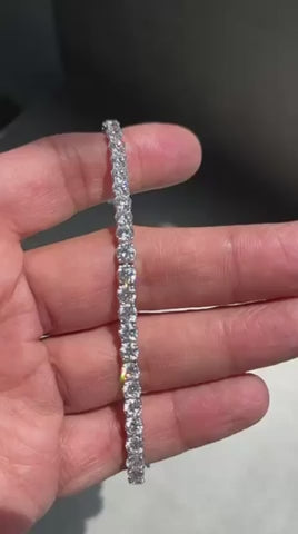 Video of 12.00 ct lab-grown diamond tennis bracelet in 14K Solid White Gold — DEEVE